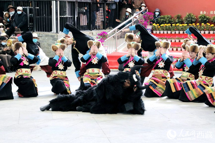 舞蹈《熱巴多吉》。人民網(wǎng) 次仁羅布攝