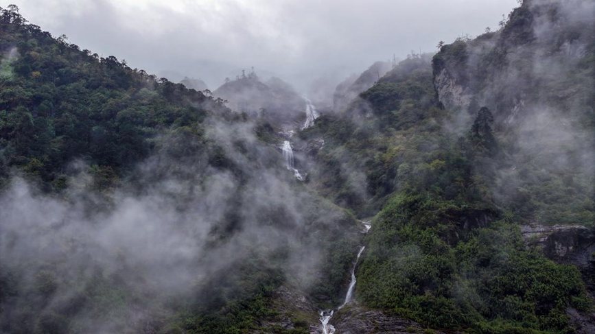 秋日里的墨脫云海。張澤坤攝