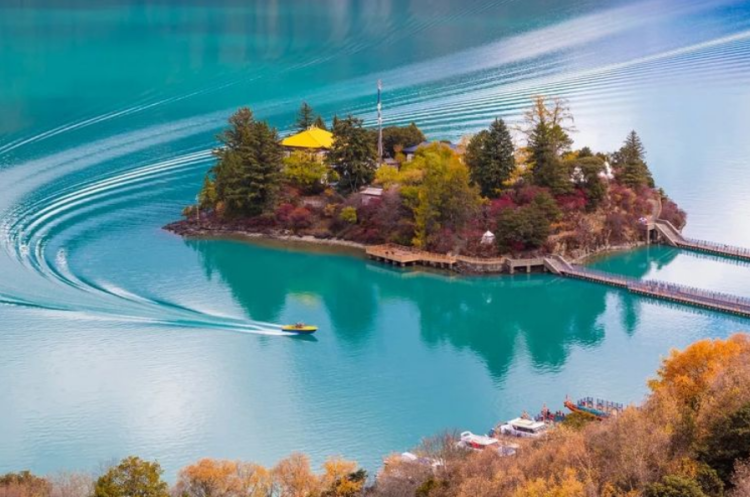 懂西藏的人，一定不會(huì)錯(cuò)過林芝的秋天