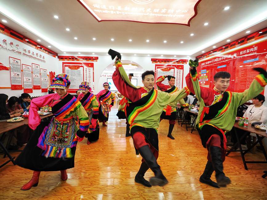 日喀則市謝通門縣開展“我們?cè)谖拿鲗?shí)踐中心過端午”系列活動(dòng)