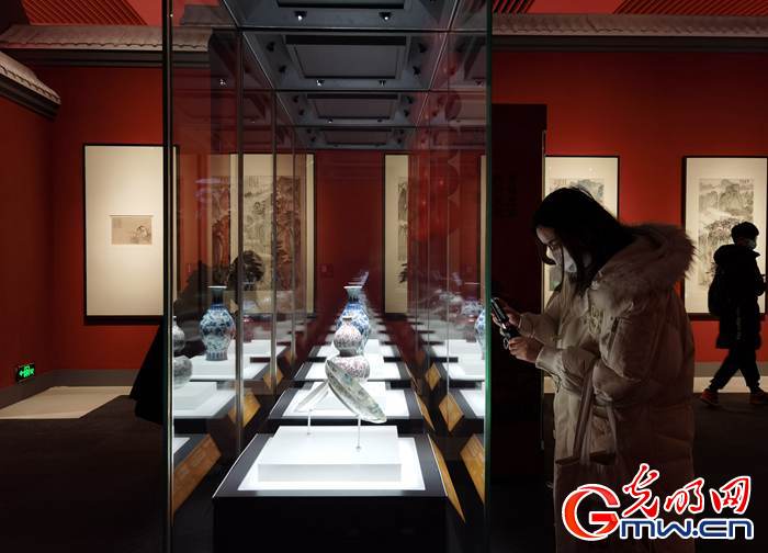【新春走基層】視頻丨虎年看虎展！來(lái)國(guó)博感受虎文化